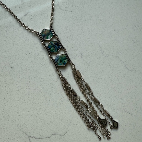 Free People Everly Layered Necklace -‎ Silver Tone/Abalone - NWOT - Picture 6 of 7